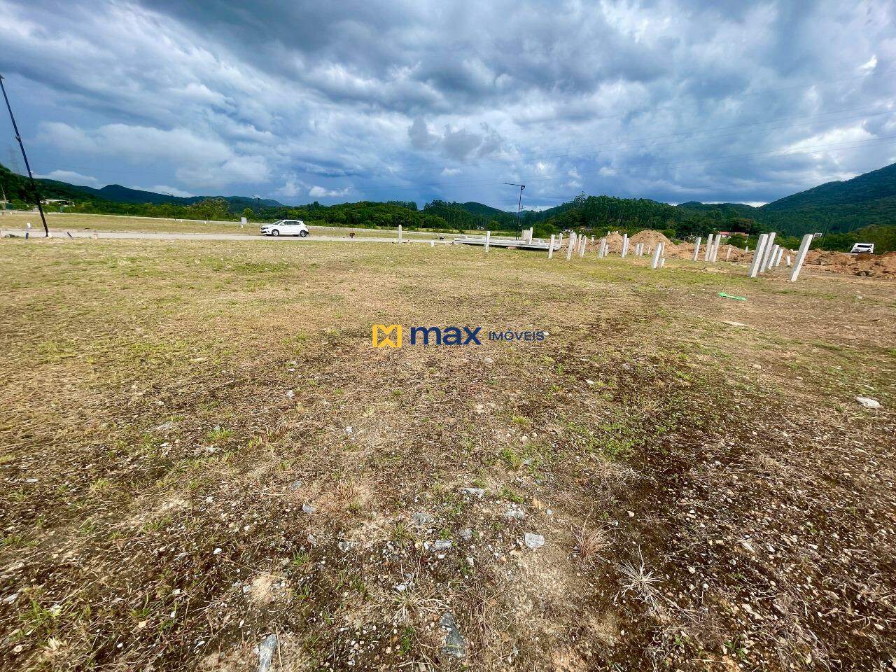 Terreno à venda no Rio do Meio: Terreno