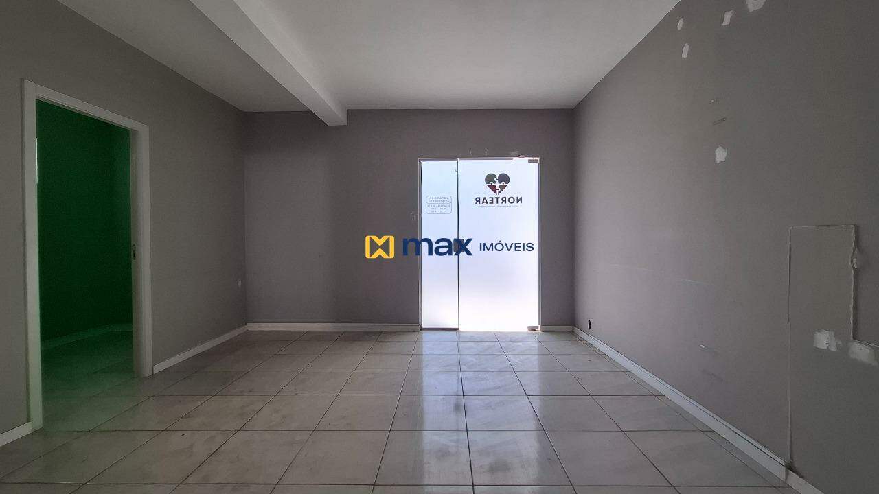 Terreno à venda no Centro: Sala 1