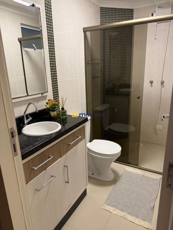 Apartamento para aluguel no Gravatá: Banheiro suite