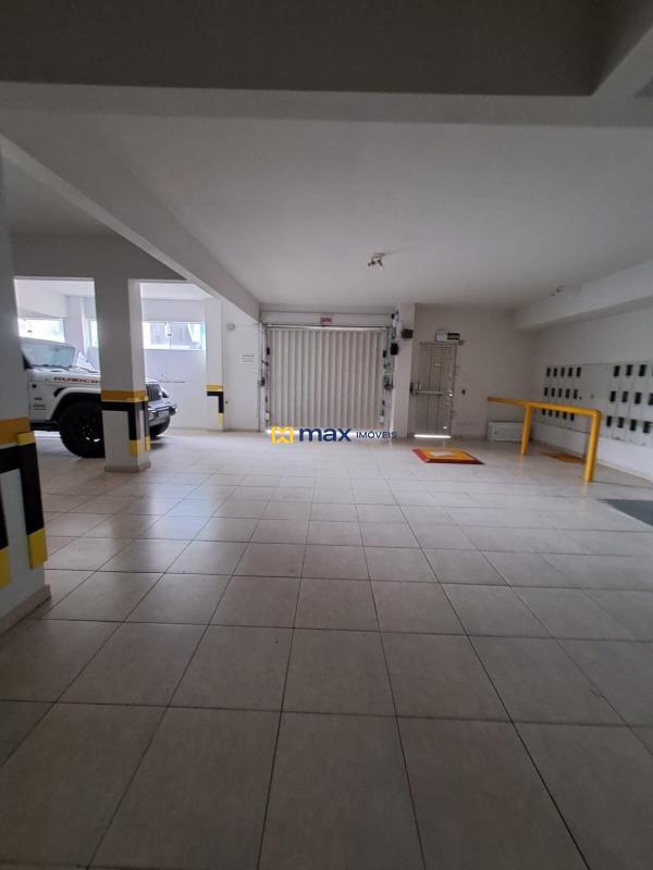 Apartamento para aluguel no Gravatá: Garagem
