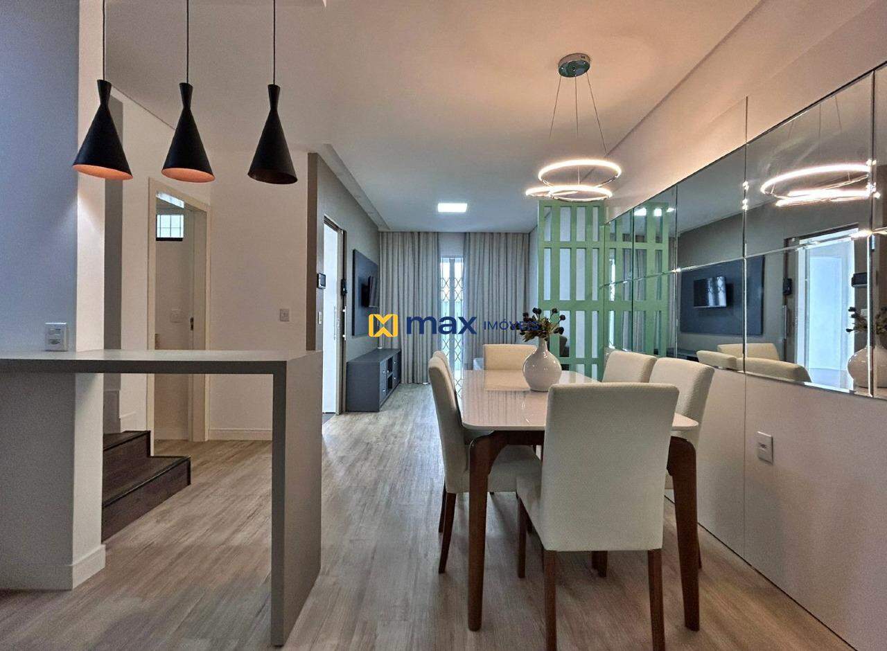 Casa à venda no Centro: Sala de Jantar