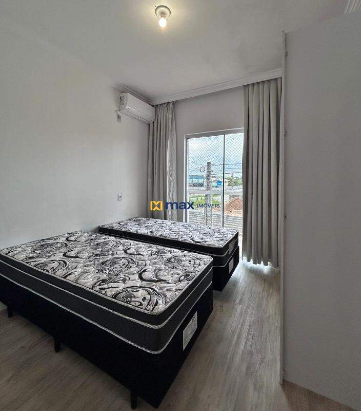 Casa à venda no Centro: Quarto 1