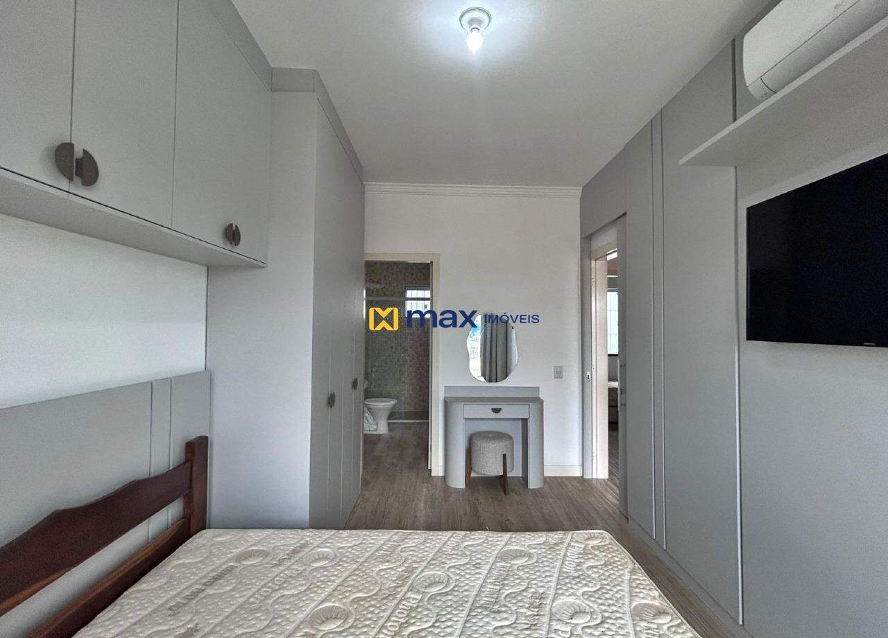 Casa à venda no Centro: Quarto Suíte