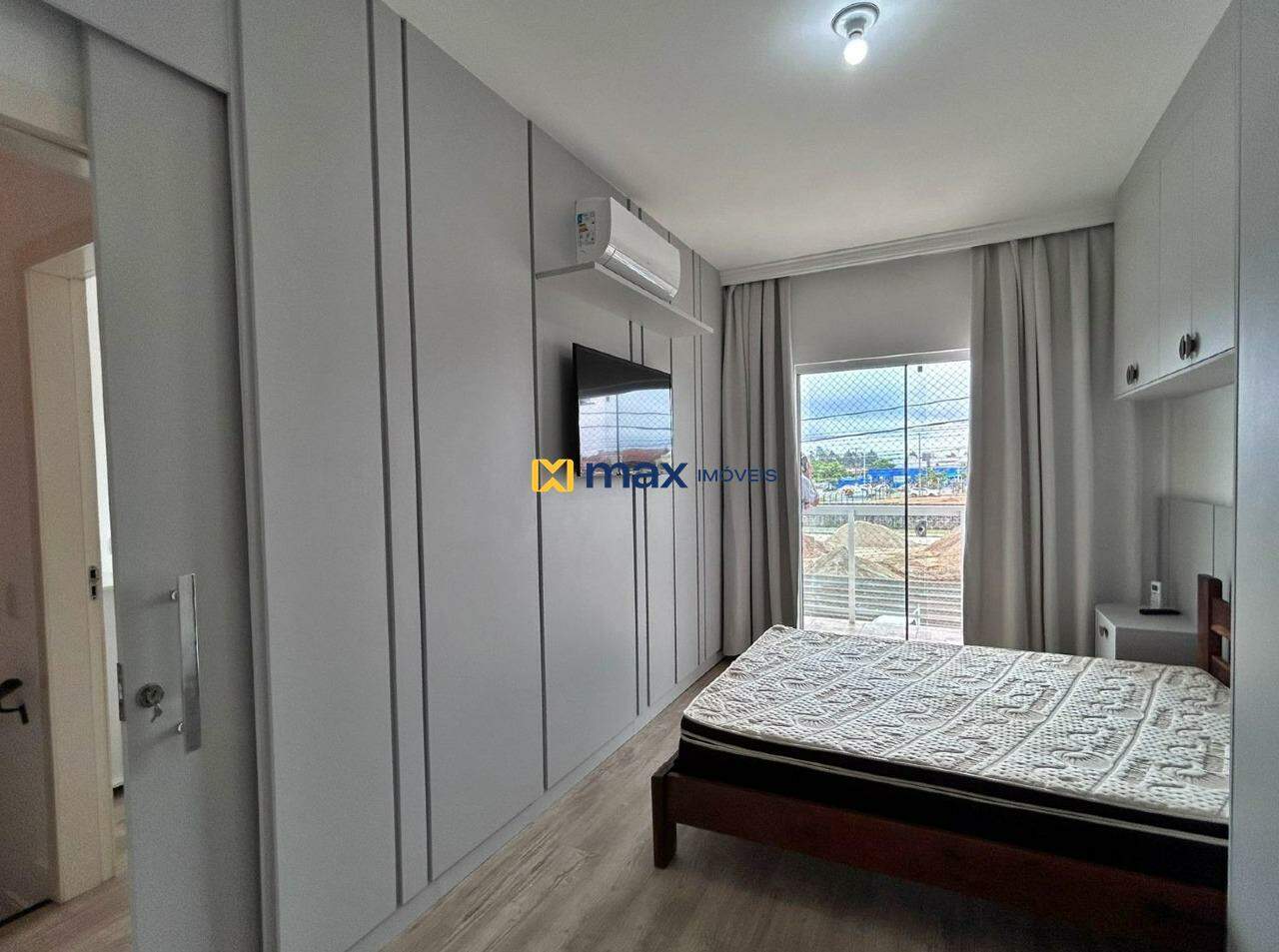 Casa à venda no Centro: Quarto Suíte