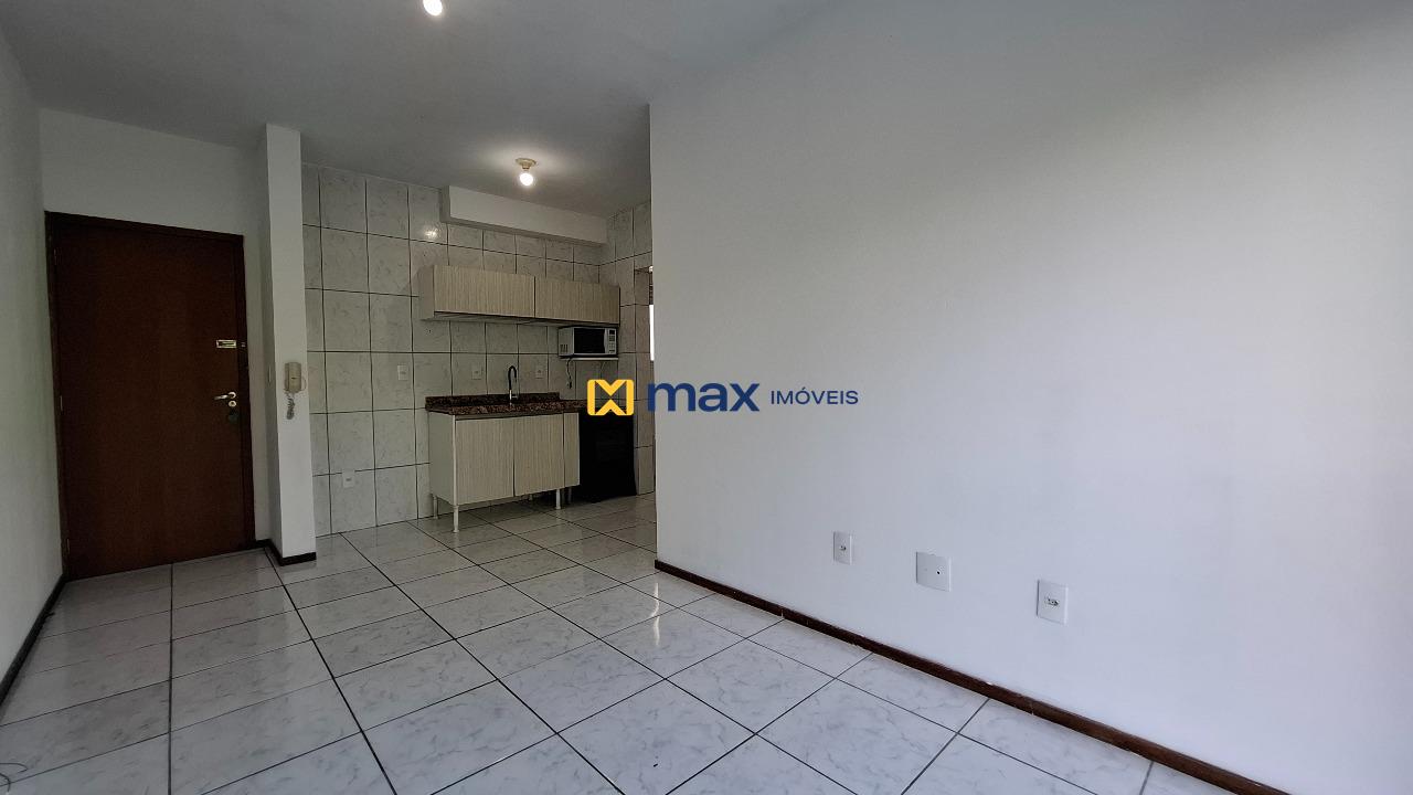 Apartamento à venda no Itaipava: Living integrado