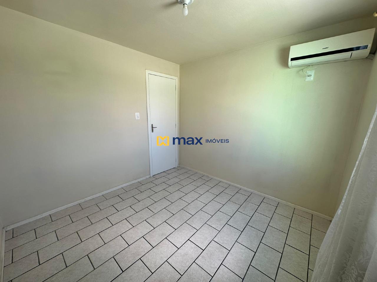 Casa para aluguel no Cordeiros: Quarto 1