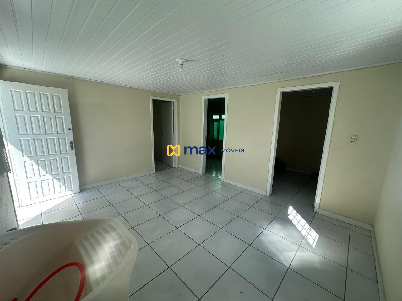 Casa para aluguel no Cordeiros: Lavanderia