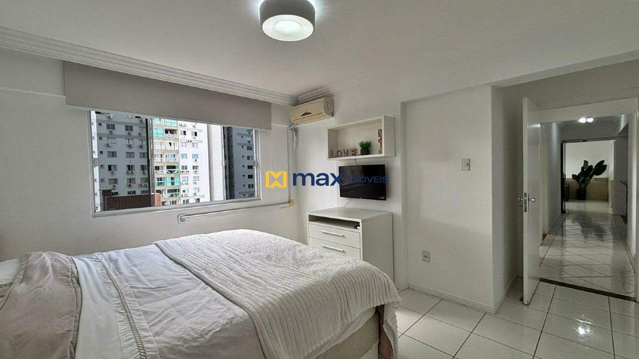 Apartamento à venda no Centro: suíte 1