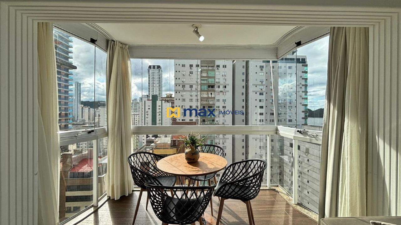 Apartamento à venda no Centro: sacada