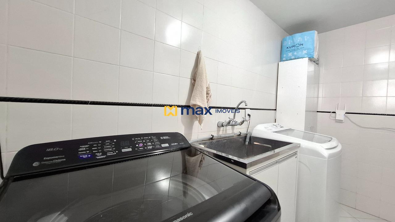 Casa à venda no Fazendinha: Lavanderia