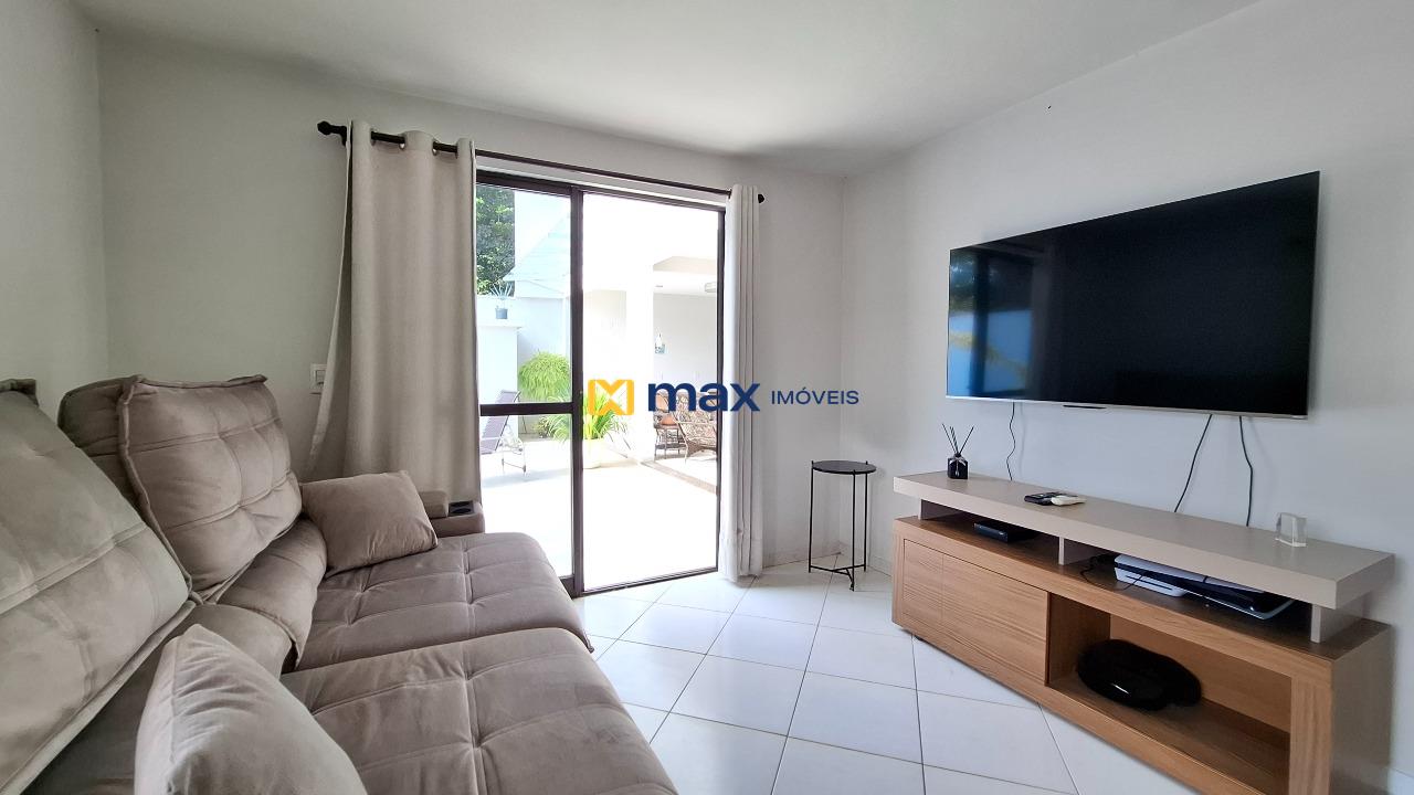 Casa à venda no Fazendinha: Sala de estar 2