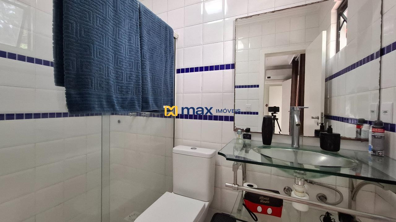 Casa à venda no Fazendinha: Banheiro suíte 2