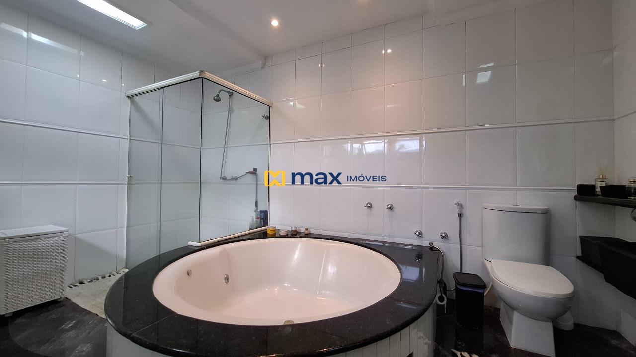 Casa à venda no Fazendinha: Banheiro suíte 3