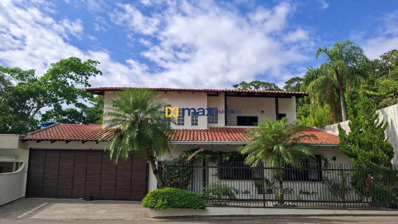 Casa à venda no Fazendinha: Fachada