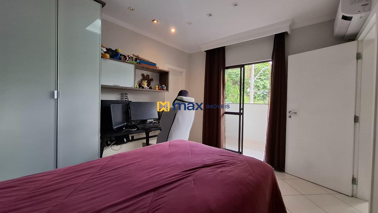 Casa à venda no Fazendinha: Suíte 2