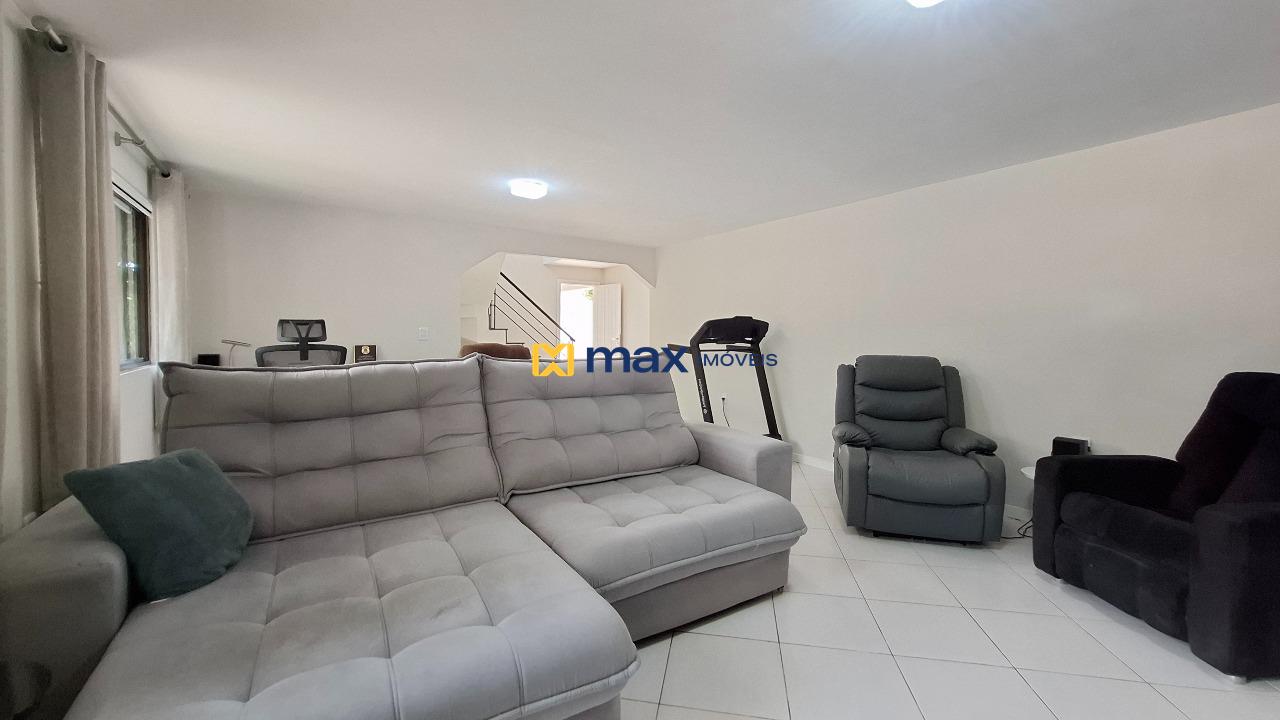 Casa à venda no Fazendinha: Sala de estar