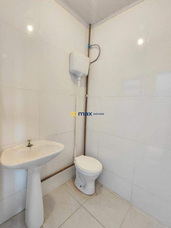 Casa para aluguel no Gravatá: Banheiro Fundos
