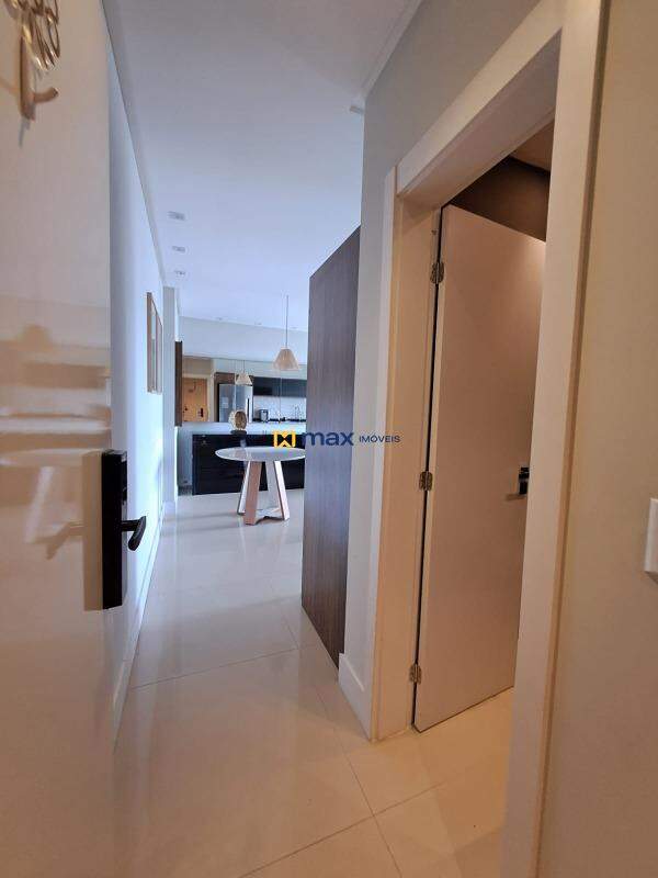 Apartamento para aluguel no São Pedro: Entrada do apto