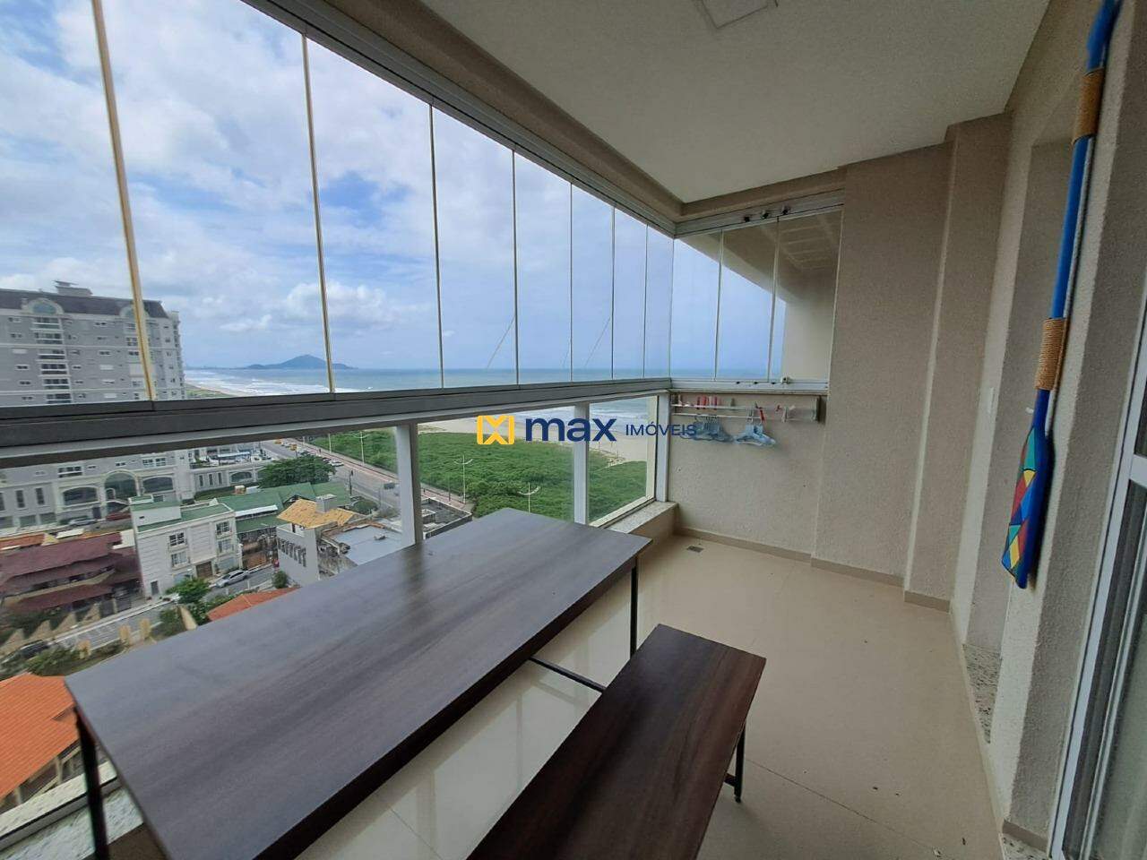 Apartamento para aluguel no São Pedro: Sacada vista mar