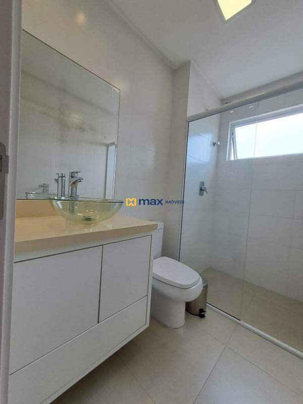 Apartamento para aluguel no São Pedro: Baheiro suite