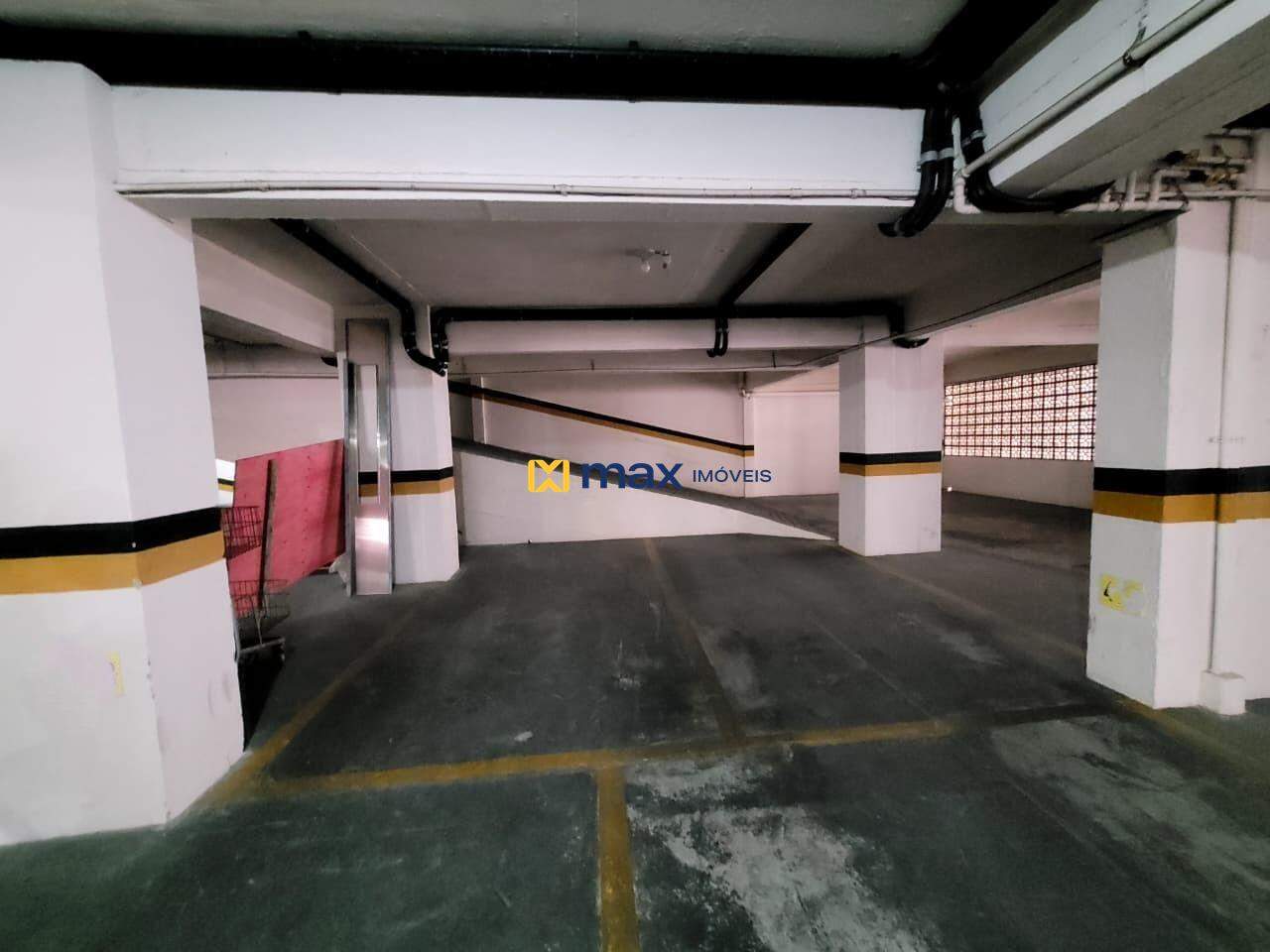 Apartamento para aluguel no Centro: 