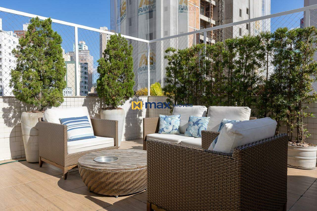 Apartamento à venda no Centro: Área externa privativa