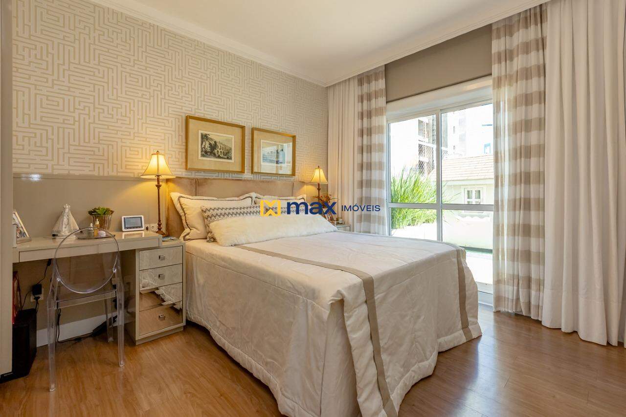 Apartamento à venda no Centro: Suíte 1