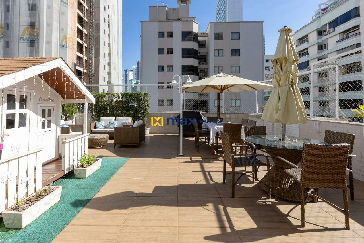 Apartamento à venda no Centro: Área externa privativa