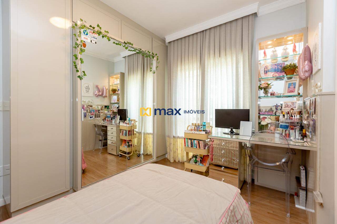 Apartamento à venda no Centro: Suíte 2