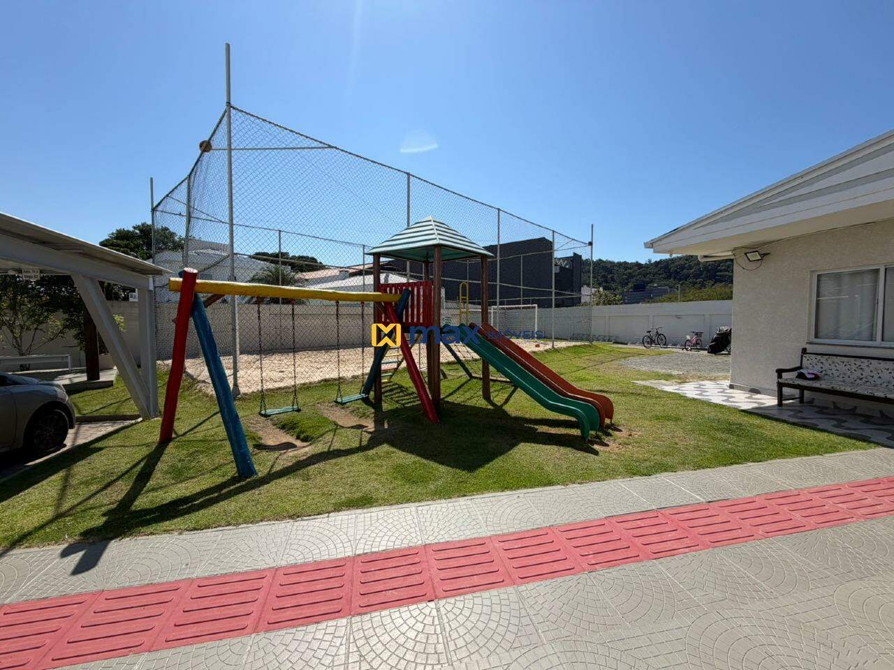 Apartamento para aluguel no Centro: Playground 