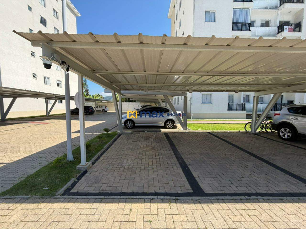 Apartamento para aluguel no Centro: Garagem 63