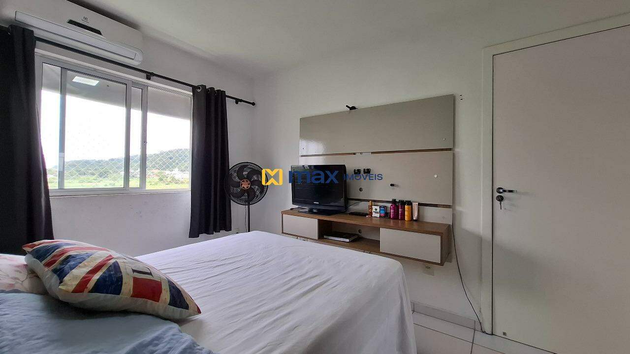Apartamento à venda no Espinheiros: Dormitório 2