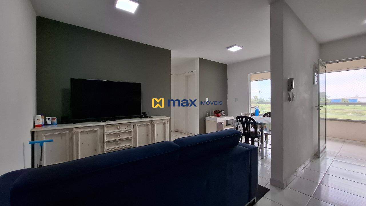 Apartamento à venda no Espinheiros: Living integrado