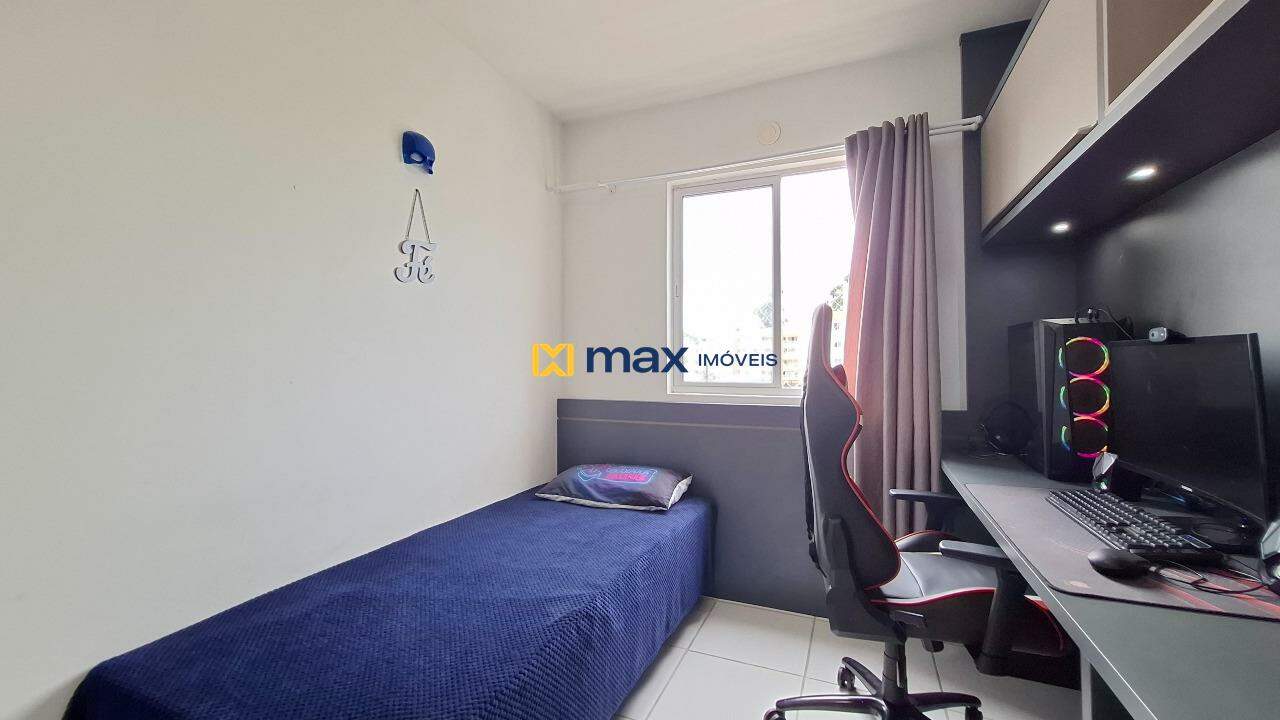 Apartamento à venda no Espinheiros: Dormitório