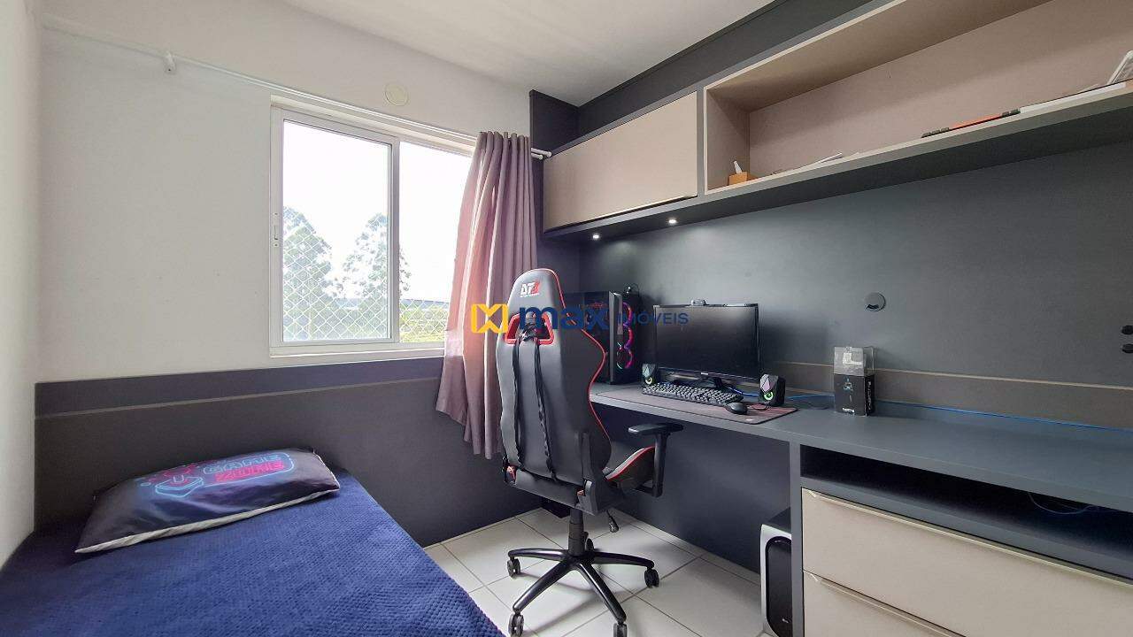 Apartamento à venda no Espinheiros: Dormitório