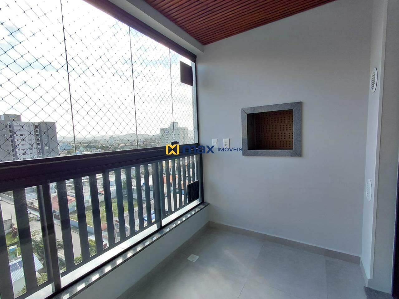 Apartamento para aluguel no Centro: Varanda