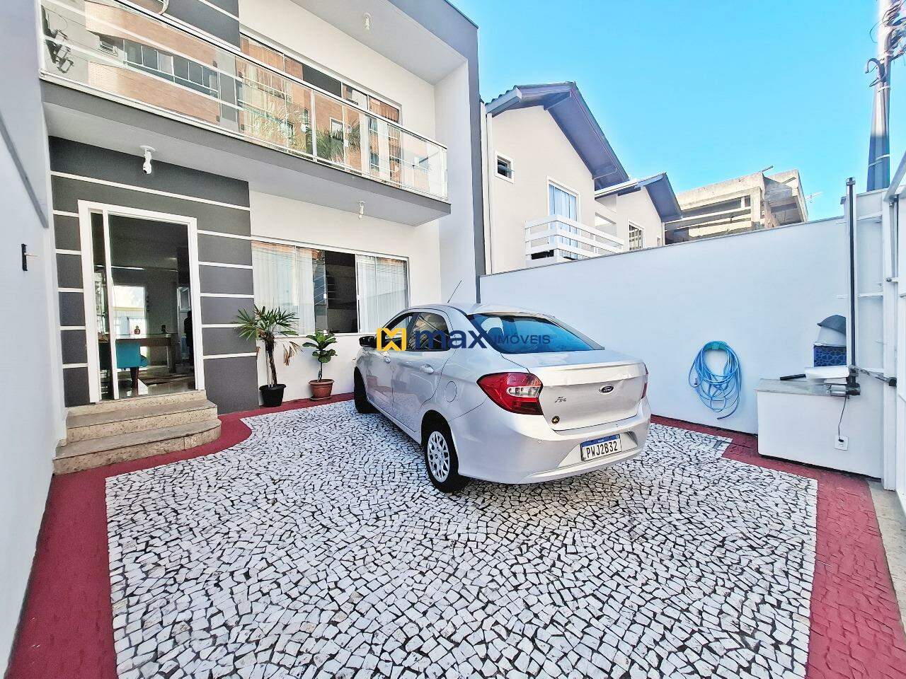 Casa à venda no Centro: Garagem