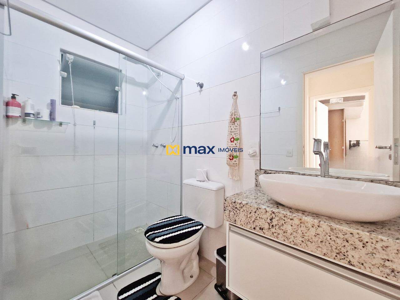 Casa à venda no Centro: Banheiro Social