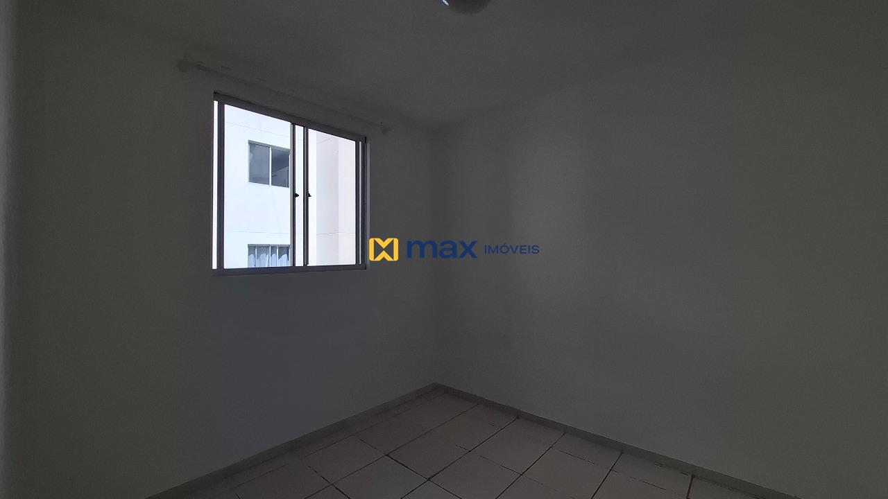 Apartamento para aluguel no Espinheiros: Quarto