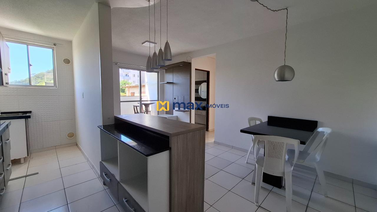 Apartamento para aluguel no Espinheiros: Cozinha/ Sala de Estar e Jantar