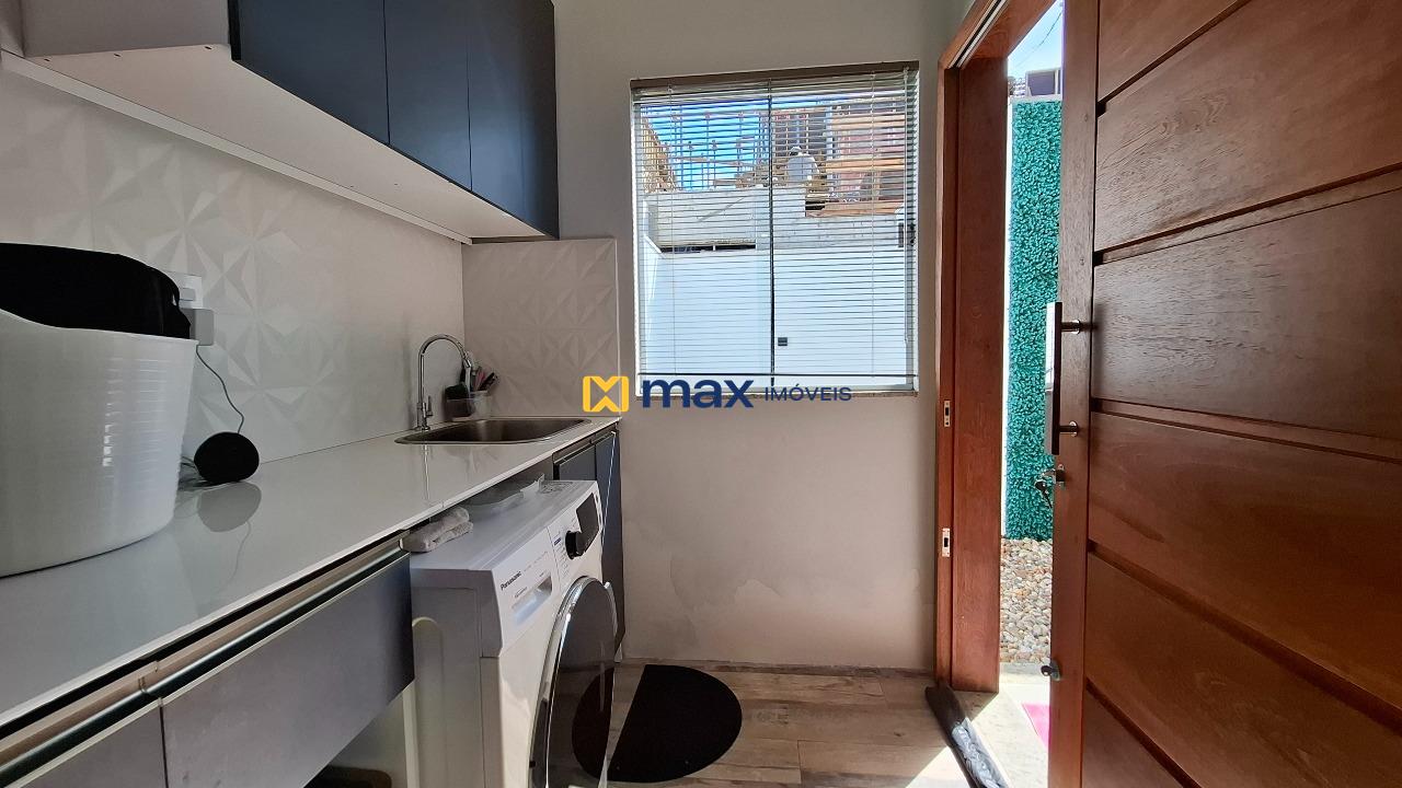 Casa à venda no São João: Lavanderia