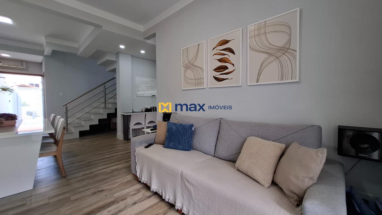 Casa à venda no São João: Living integrado