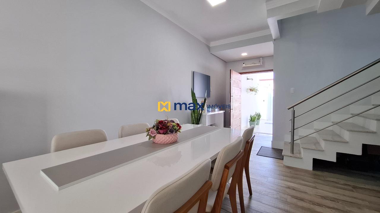 Casa à venda no São João: Living integrado