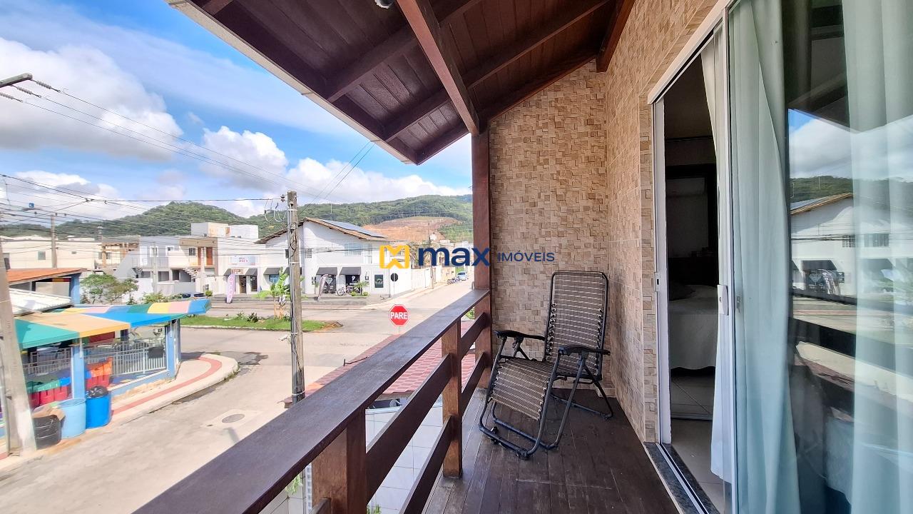 Casa à venda no Santa Regina: Sacada