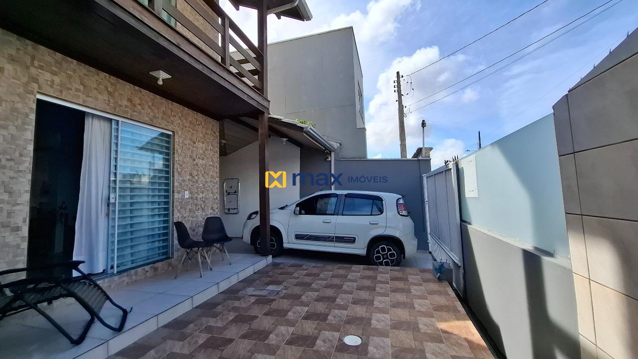 Casa à venda no Santa Regina: Área externa