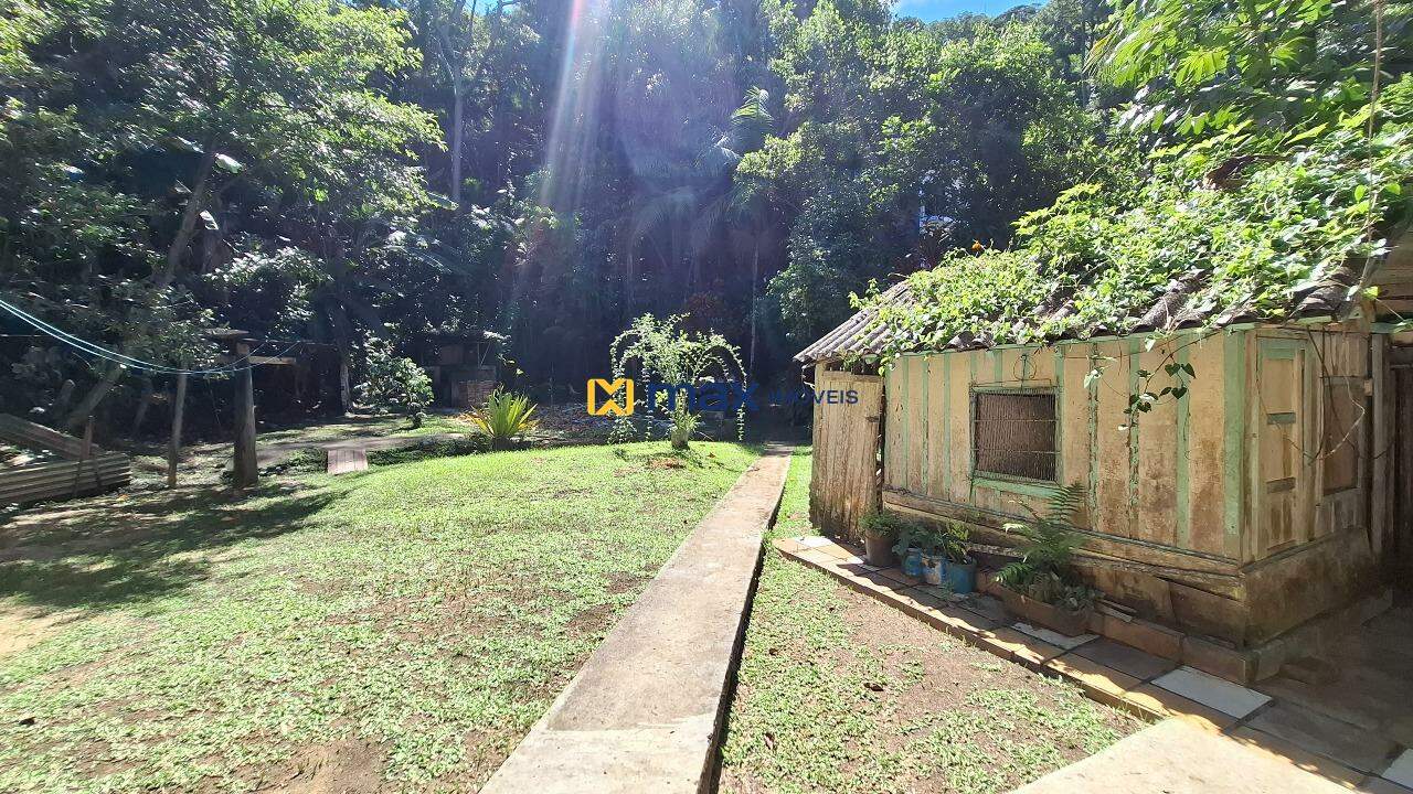 Terreno à venda no Cabeçudas: Área externa