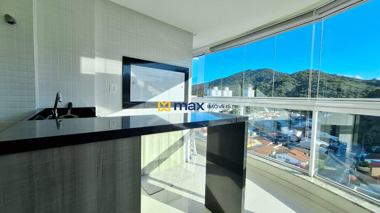 Apartamento à venda no Centro: Sacada com churrasqueira