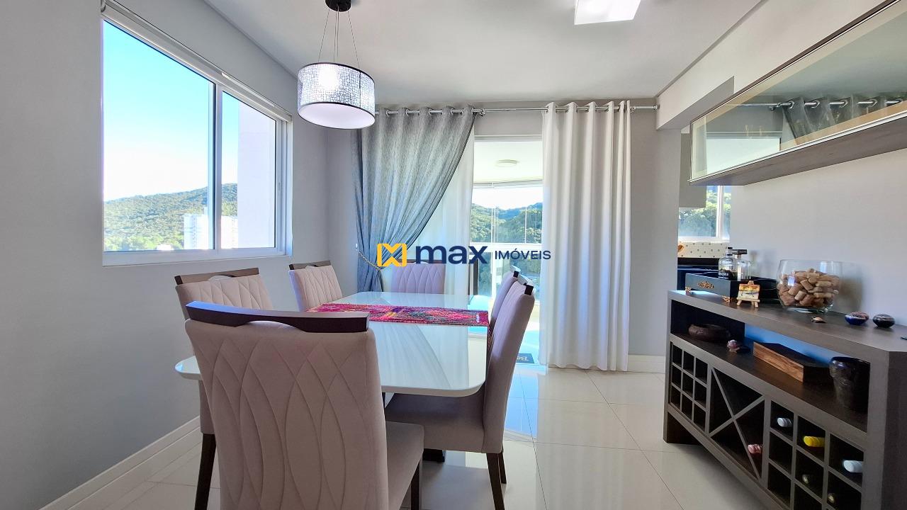 Apartamento à venda no Centro: Living integrado