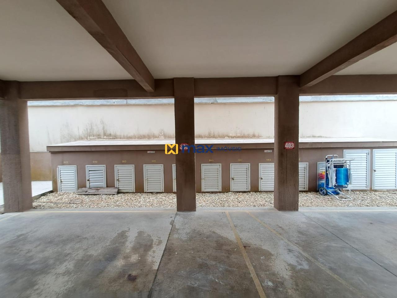 Apartamento para aluguel no Gravatá: Garagem e despensa de gás