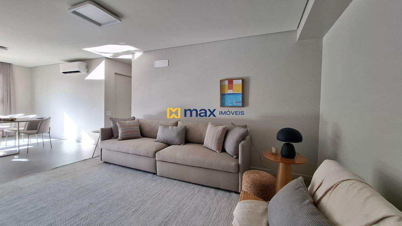 Apartamento à venda no Centro: Living integrado